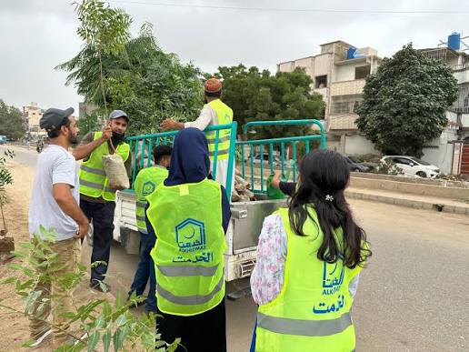 Wholesale hi vis safety vests for organisations in Pakistan